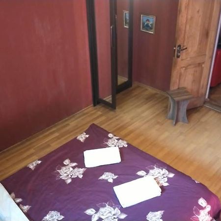 Your Hostel Tiflis Dış mekan fotoğraf